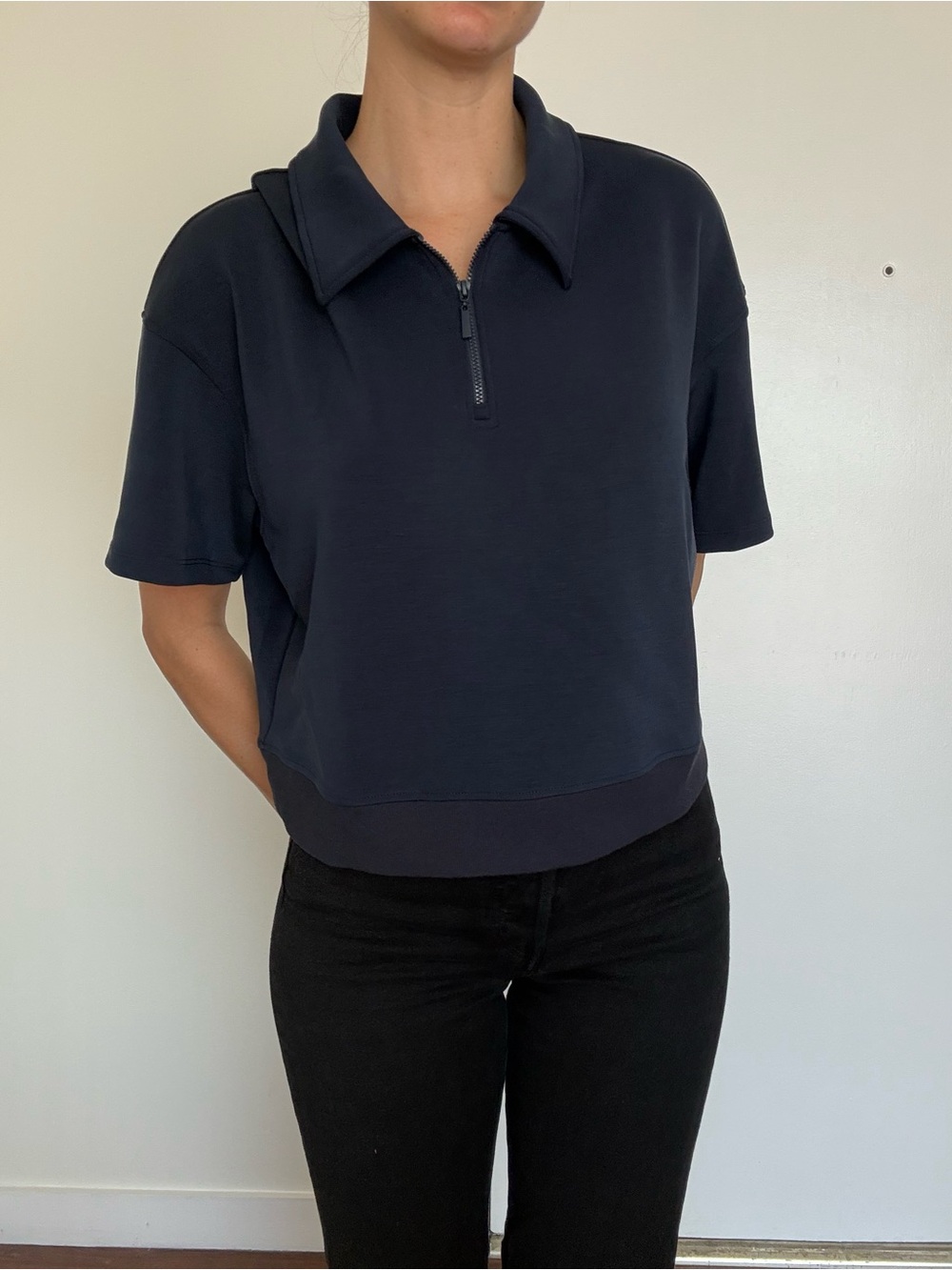 G4 free polo top